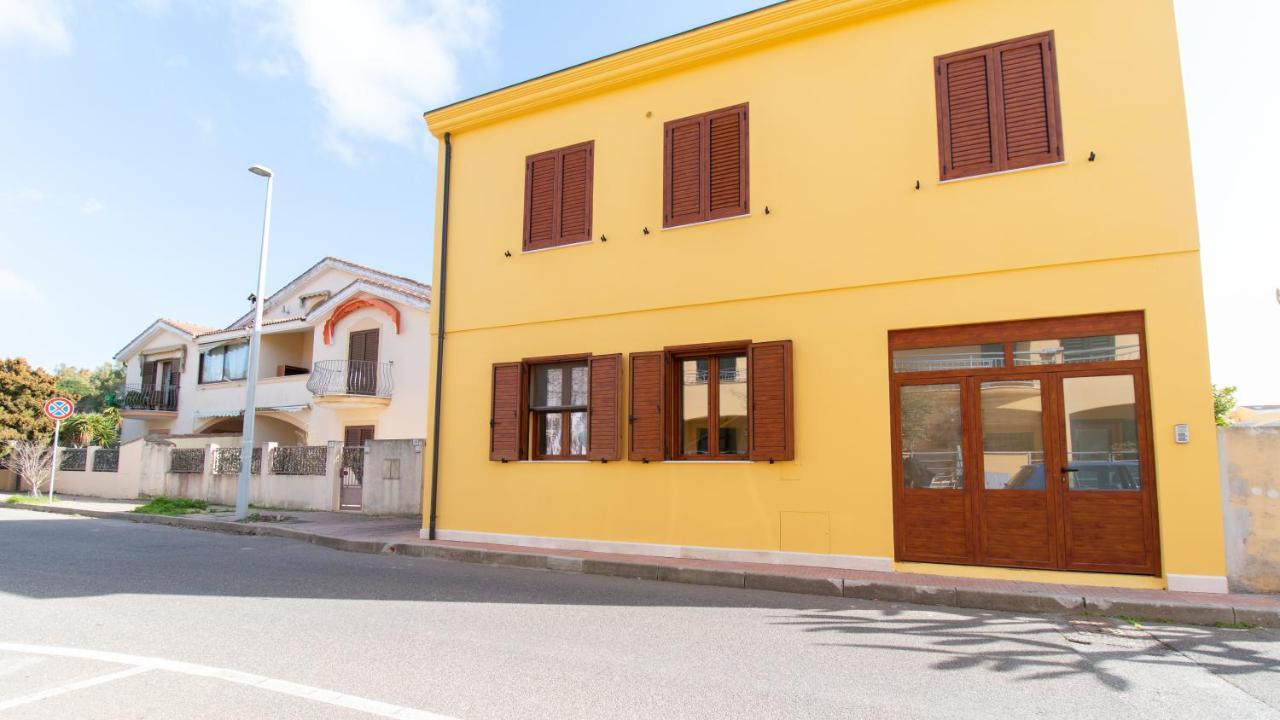 Yellow House-Villetta Con Giardino Oristano Zewnętrze zdjęcie