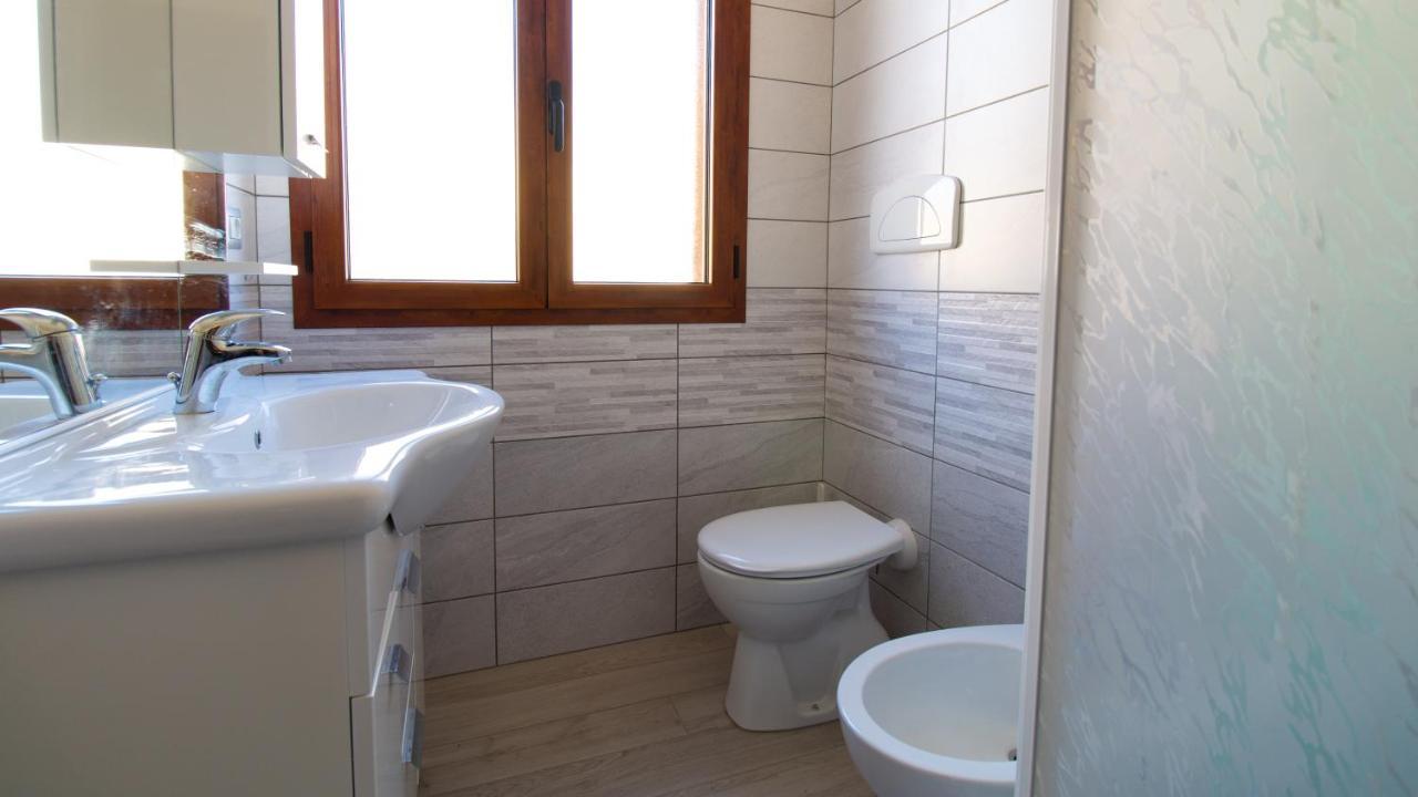 Yellow House-Villetta Con Giardino Oristano Zewnętrze zdjęcie